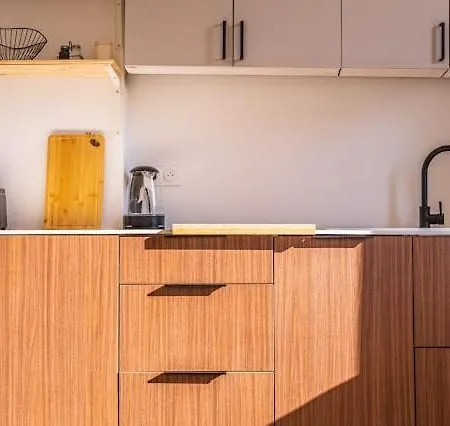 2-room Near Sea, New Fully Equipped تولون